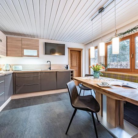 Landhaus Seiringer Apartments Finkenberg Eksteriør bilde