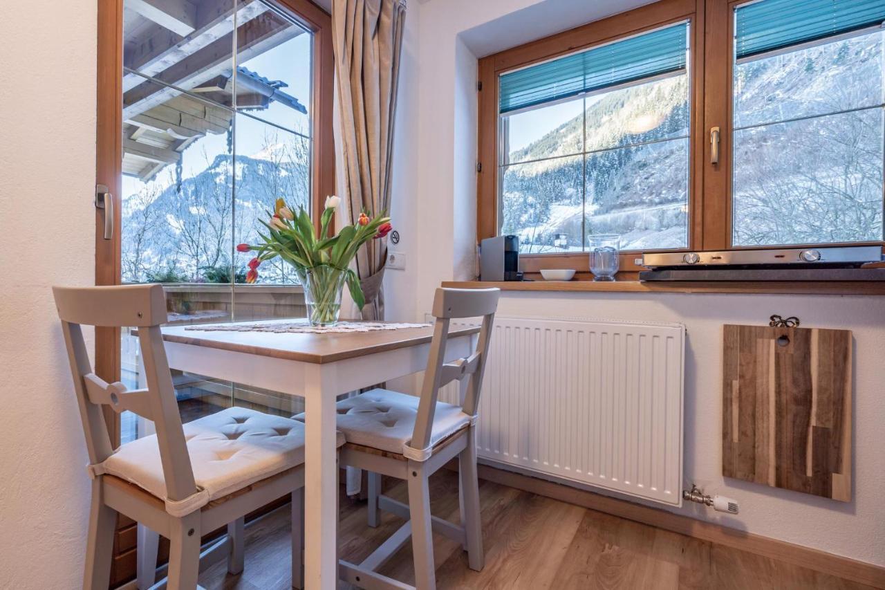 Landhaus Seiringer Apartments Finkenberg Eksteriør bilde